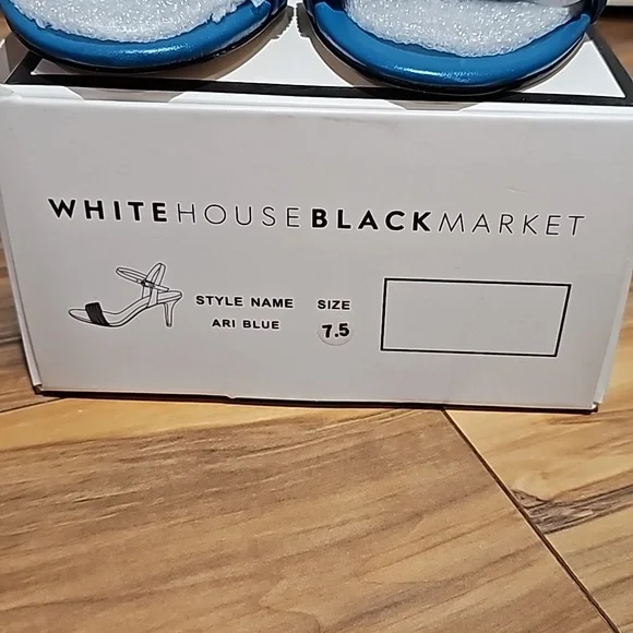 White House Black Market size 7.5 M Ari Blue Heels - New in Box - Picture 4 of 8